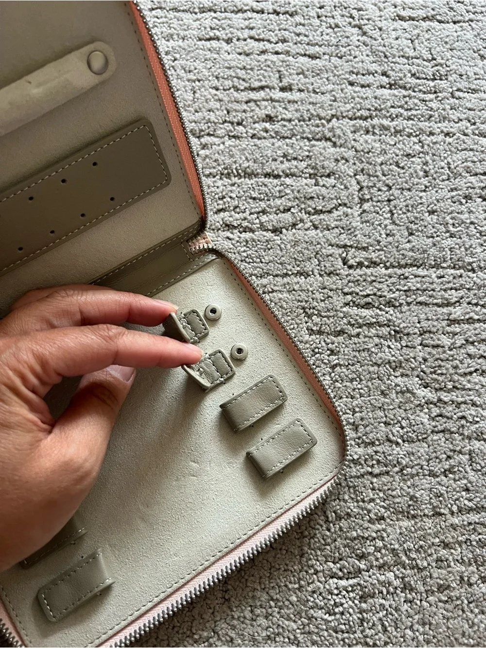 Away Blush Pink Leather Travel Jewelry Case